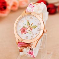 Hele-nieuwe modekwarts bekijk Rose Flower Print Silicone Watches Floral Jelly Sports Watches for Women Men Men Girls Pink Who198Q