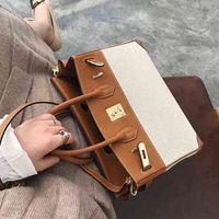 INS Bags Herme 디자이너 Birkins Wanghong Womens 2022 New Spring and Spring and Summer Female Forskon with Canvas Contrast Color Bag Hand Shoulder는 로고 6ycz have
