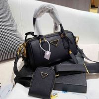 Luxurys Designer Bags Women Leather Tote Feminino Moda Moda Bola de ombro vintage Vintage 2022