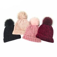 قبعة قبعة/قبعات جمجمة للسيدات بيني كاسكيت غورا مصمم العلامة التجارية الشتوية قبعة الشتاء للنساء الرجال في الهواء الطلق.