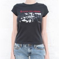 Винтажная классическая рок -графическая футболка Женская летняя круглая шея с коротким рукавом хлопковой роковой отдел.