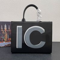 Top-Qualität Handtaschen tägliche Einkaufstasche Cowide Ledermodetbuchstaben Gründer Innenraumzocke Modellierung Frauen Hochkapazität Handtasche Geldbörse