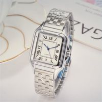 Square design de luxe Montre célèbre Saphir Sapphire Full Inox Tableau de quartz Watches217c