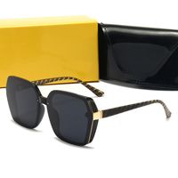Sonnenbrille Modedesigner Sonnenbrille Herren Damen Hochwertige Sonnenbrille für Mann Frau Luxus polarisierte UV400-Schutzgläser Lederetui 6167 Zubehör