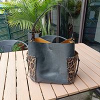 PU Pocket Duffel Tote Gray Leopard Bucket Travel Bag 25pcs L...