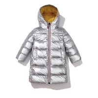 ファッショナブルなデザイナー子供用服の子供のための冬のジャケットシルバーゴールドボーイズフード付きコートベビーアウトウェアパーカー247p