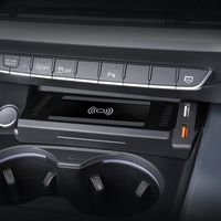 Chargeur de téléphone de chargement sans fil de voiture 15W pour Audi A4 B9 S4 RS4 A5 2017-2021 Accessoires Plaque de charge Plaque de chargement