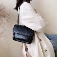 Akşam çantaları düz renkli vintage deri çapraz gövde kadınlar için 2022 kış omuz basit kadın seyahat zinciri çanta bayan