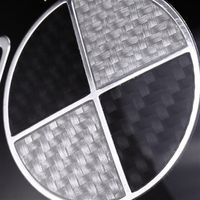 Высококачественный 3D -карбоновый ваговый значок черный белый колесный ступиц передний задний эмблеме