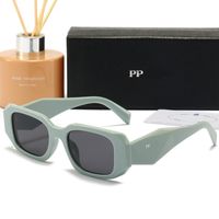 Óculos de sol para mulher designer preto Letters de óculos de sol Moda de moda Acessórios Two Style Grande moldura com caixa