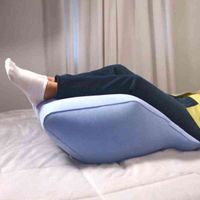 Cuña de pierna s para dormir la mujer embarazada herramienta de elevación de pie para la pierna incomodidad de espuma inflable elevación de la pierna L220608