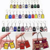 أنماط مختلفة على كلا الجانبين لكرة السلة Jersey Keychain Figure Pendant Presant Backpack Hompresss for Fans Memorabilia
