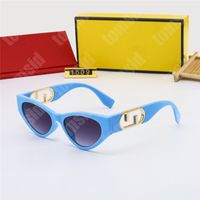 Diseñadores de lujo de ojo de gato Gafas de sol para mujeres diseñadores de gafas de moda Gafas de sol en marco completo adumbral de alta calidad UV400 con caja