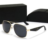 Модельер -дизайнерские солнцезащитные очки Goggle Beach Sun Glasses для мужчины Женщина Треугольная подпись хорошего качества с коробкой