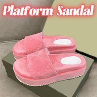 Avec une boîte de coton slipper Coton Sponge Logo Plateforme en relief sandales de luxe Mentes Luxur