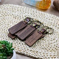 Metall PU Leder hochwertige Holzschlüsselkettenbänder Luxus leer Holzschlüsselketten Schlüsselketten -Autos Ring für den Vatertag