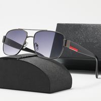 Telaio in metallo di lusso occhiali da sole da sole da sole sportive che guidano occhiali da sole Uv400 Eyewear quadrato