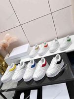디자이너 캐주얼 신발 대비 색상 스 플라이 싱 저 탑 스케이트 보드 신발 유럽 에어 밀 남성 여성 흑백 캐주얼 고무 운동화