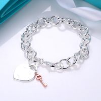 Bracelets de créateur de mode de trèfle de luxe Bracelets pour les filles pour les femmes T Brace Bracelet Bijoux de fête de mariage