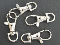 Gratis Ship 100pcs Silver Plated Lobster Claw Key Clasps för smycken som gör halsband 32x13mm