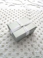[Simples Sete] Caixa da jóia clássico cinza prata anel caixa / Festival Pedant Box / Colar Moda Caixa / Princesa com Bowknot
