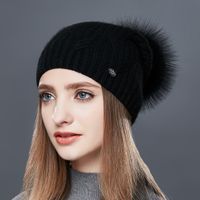 Hohe Qualität Kaschmir Frauen Winter Hüte Mode Link-art Strickmütze Weibliches Mädchen Herbst Pelz Pompons Beanies 2017