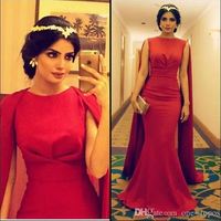 2016 Hot New Red Carpet Celebrity Sukienki z długą szyfonową Cape Wrap Arabski Pakistańskie Suknie Wieczorowe Syrenki Wykonane