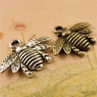 Venda por atacado - Mini abelha pequeno pingente de colar pingente de jóias pulseira pingente encantos duas opções de cores 17 * 21mm quente artesanal A0631