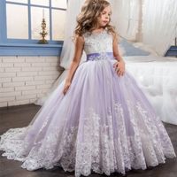 2017 Güzel Mor ve Beyaz Çiçek Kız Elbise Boncuklu Dantel Aplike Yaylar Pageant Törenlerinde Çocuklar Düğün Parti için