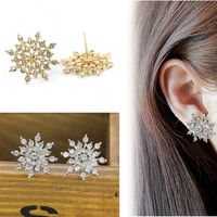 Cristal de lujo Pendiente de la boda Rhinestone lleno Nieve Flor Pendientes del copo de nieve Stud para mujeres Niñas Partido Joyería del oído Estilo coreano