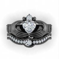 Eternal Claddagh Ring Set 2-in-1 10KT Black Gold Filled 1CT Cuore White Sapphire Fede nuziale da donna per le donne Dimensione regalo 5-11