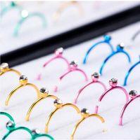 2017 Moda Nariz Anillos Studs NUEVA 40 UNIDS nariz anillo caja de embalaje tres colores nariz anillo conjunto sinfín accesorios decorativos