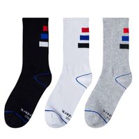 Mann-Qualitäts-Winter neue koreanische lange Socken Harajuku-Gezeiten-Socken tote Fliegenskate Sportsocken deodorant schwitzen freies Verschiffen