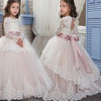 Kostym Lace Bow Flower Girl Dresses for Wedding Blush Pink Appliqued Långärmad Princess Dress Ribbon Vintage Kids First Communion Dress