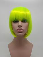 XT717 الأزياء الفلورسنت الأخضر الاصطناعية النسائية قصيرة أنيمي قصيرة الشعر المشاهير الهذيان كامل الباروكات تأثيري حزب مستقيم الشعر الاصطناعية