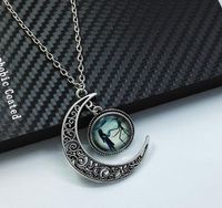 New Style tripla lua deusa colar wiccan preto com pedras da estrela lua é elegante e requintado