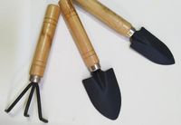 3Pcs / Set Mini Sharp Shovel Rake Manico in legno Iron Head Plant Set di strumenti giardinaggio rinforzato Round Mini attrezzi da giardino