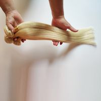 Superior Brazylijski Włosy Weave Blonde 613 Miękkie, gładkie i elastyczne EUROPEJSKIE I Amerykańskie Extensions Fashion Hair Extensions Producent Dostawa