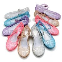 Nuevos zapatos para niños Zapatos de princesa para niña Sandalias de cristal azul Zapatos de cosplay para niñas Sandalia de copo de nieve con agujero de PVC azul para niños A-542