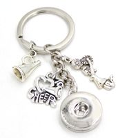 Ny ankomst DIY Utbytbar 18mm Snap Smycken Cheerleader Jag älskar Cheering Key Chain Bag Charm Key Ring för Sport Fans Present