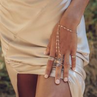 Hochzeit Engagement CZ Station Statement Diamant Hand Armband Silber vergoldet Slave Armband mit Ring Eleganz Frauen Schmuck