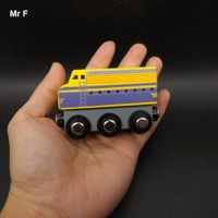 어린이 선물 노란색 나무 기차 나무 자석 기관차 6 회전 휠 미니 차량 교육 소품 장난감 선물