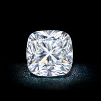 Almofada de 0.15ct ~ 6.0ct (3mm ~ 10.5mm) Corte com um certificado D / F Cor VVS Clareza Diamante Sintético Moissanite Diamond Solto Diamante Certificado