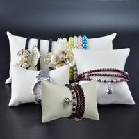 4pcs / lot bracelet bracelet bijoux affichage de bijoux porte-oreiller montre chaîne de perle de la corde de coiffe organisateur coussin coussin titulaire support