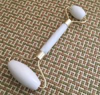 Regalo di vacanza naturale Xiuyan Jade Crystal Crystal Chakra Chakra Healing Gua Sha Beauty Roller Stick Facciale Stick con lega d'oro placcato in lega