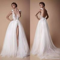 2020 Berta Bohemian Vestidos de casamento 3D Appliqued A-Line V-Deep Neck Beach vestidos de noiva Sweep Trem Tulle Dividir Side vestido de casamento