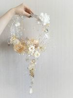 De gama alta de acrílico personalizado manguera de plástico y alambre de plata ramo de boda flor de seda de oro blanco pálido ramo de boda