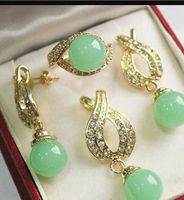مجوهرات مجوهرات 12MM الأخضر اليشم المجوهرات قلادة أقراط قلادة حلقة مجموعة الطبيعي