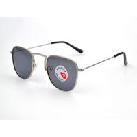 Gafas de sol polarizadas cuadradas de metal para hombres Mujeres Vintage Evituras de conducción al aire libre Gafas de espectáculos Marco cuadrado Eyewear 6pcs / lot