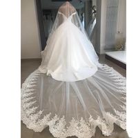2019 Blusher Wedding Veils Catedral Length Bidal Veils Lace Borda Appliqued Lantejouled 3M Long personalizado com pente livre